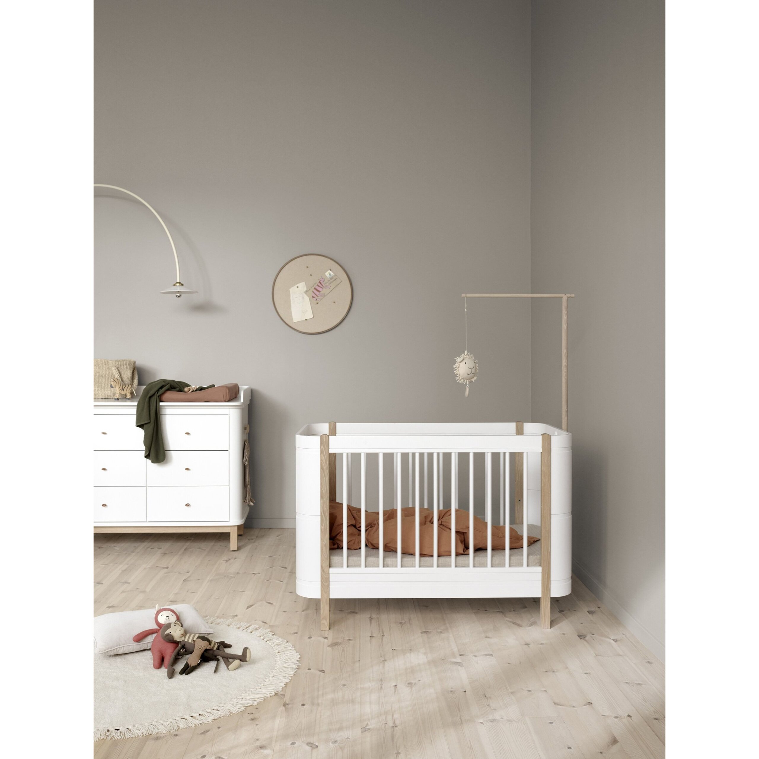 white-Wood_Mini-_basic_041425_041365_041491 Κρεμάστρα παιχνιδιού για βρεφική κούνια Wood Mini+ - Image 1